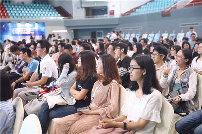 科技点亮生活，知识浸润心田——成都市武侯区科普文化嘉年华引领互联网文化新风尚